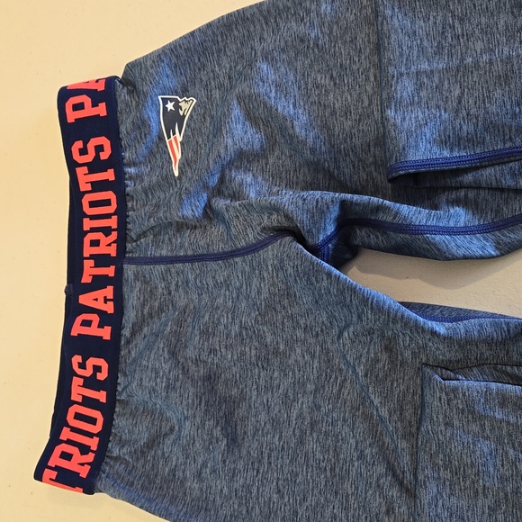 NFL girls Patriots leggings, size small, new without tag - Picture 2 of 6